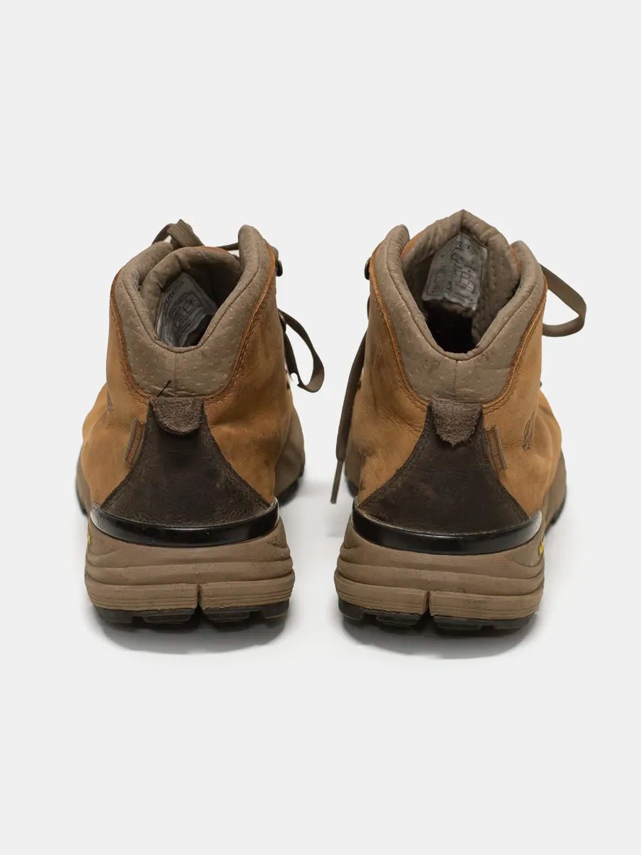 Danner Mountain 600 Full Grain Leather Hiking Boots - Women's - Articles In Common