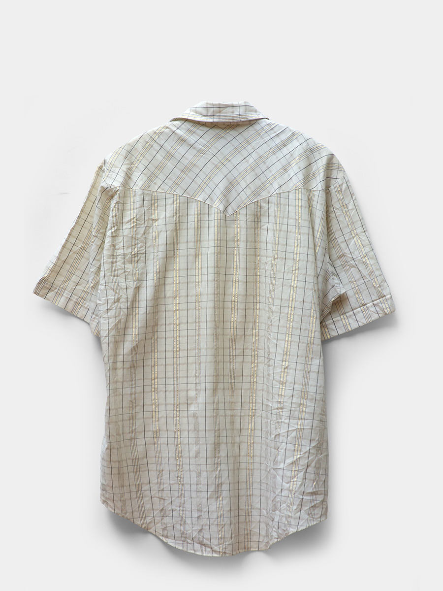 Running-S-Vintage-Button-Short-Sleeve-Shirt-2.png