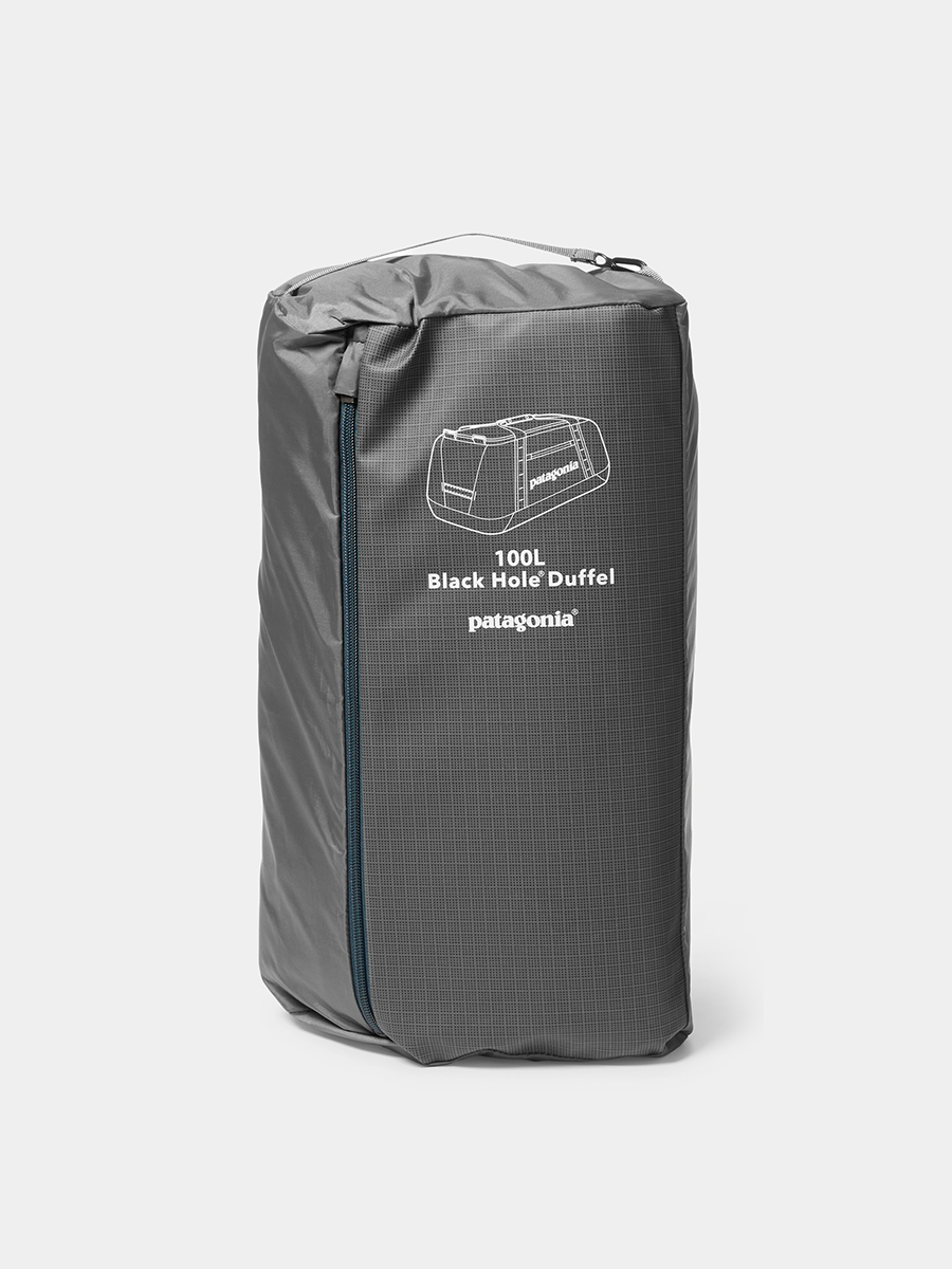 Patagonia-100L-Black-Hole-Duffel-5.png