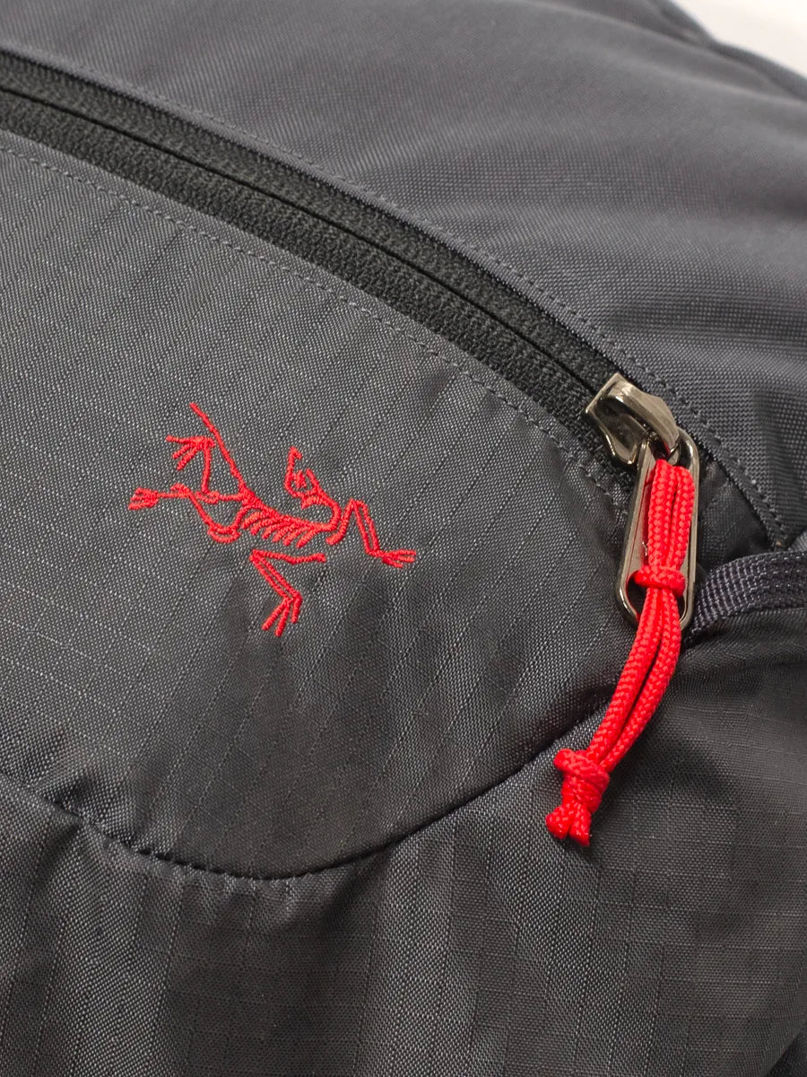 ニカ Arc'teryx NoZone 55L Alpine Backpack