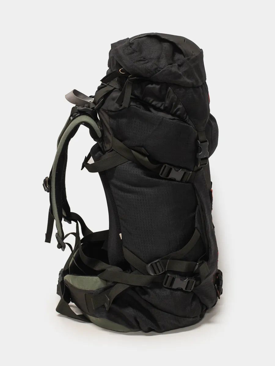 Dana 40L Hiking Backpack