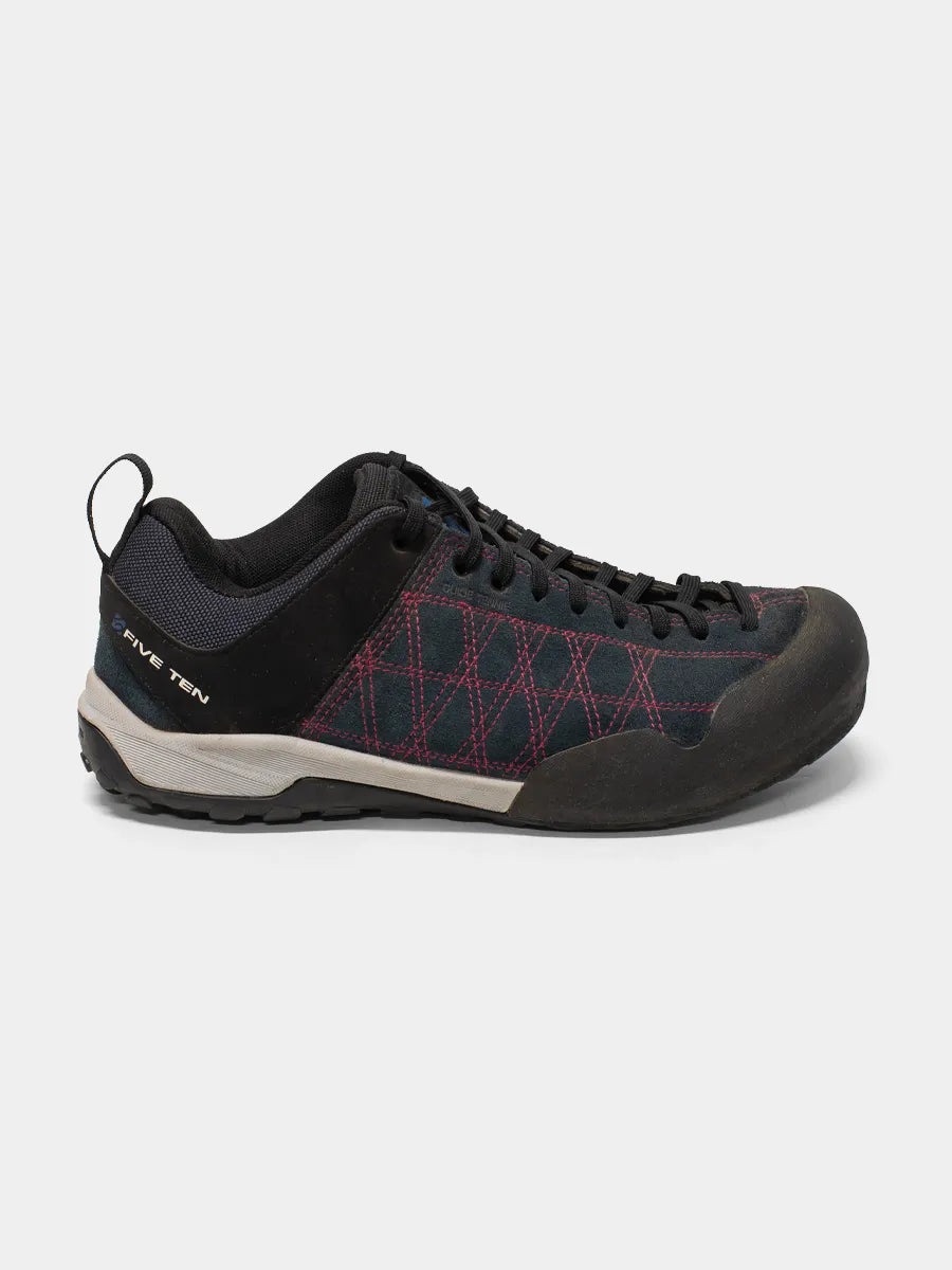 Five Ten Guide Tennie Size 9 Nightshade/Collegiate side view