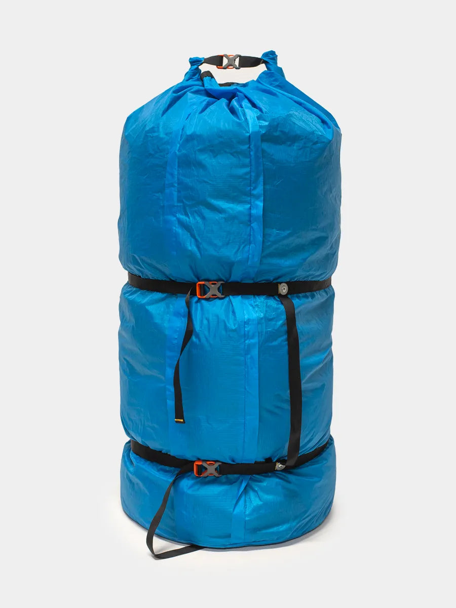 GeerTop Outdoor Large Compression Sack Blue on white background