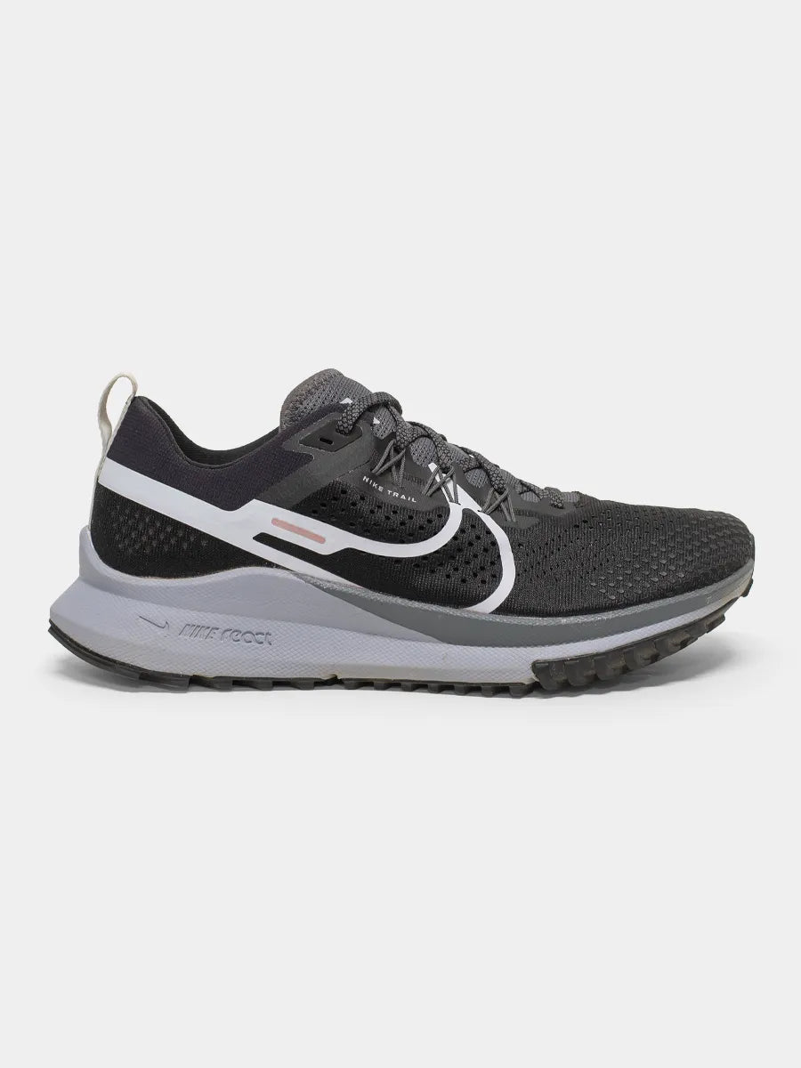 Profile view of nike pegasus trail mens 9.5