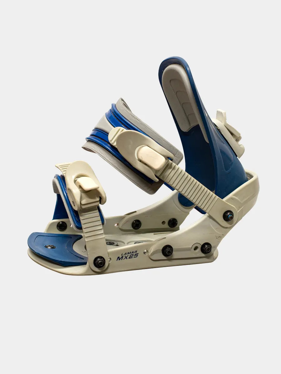 Lamar MX25 snowboard bindings in cream and blue, vintage adjustable bindings paired with Santa Cruz Fusion TT snowboard.