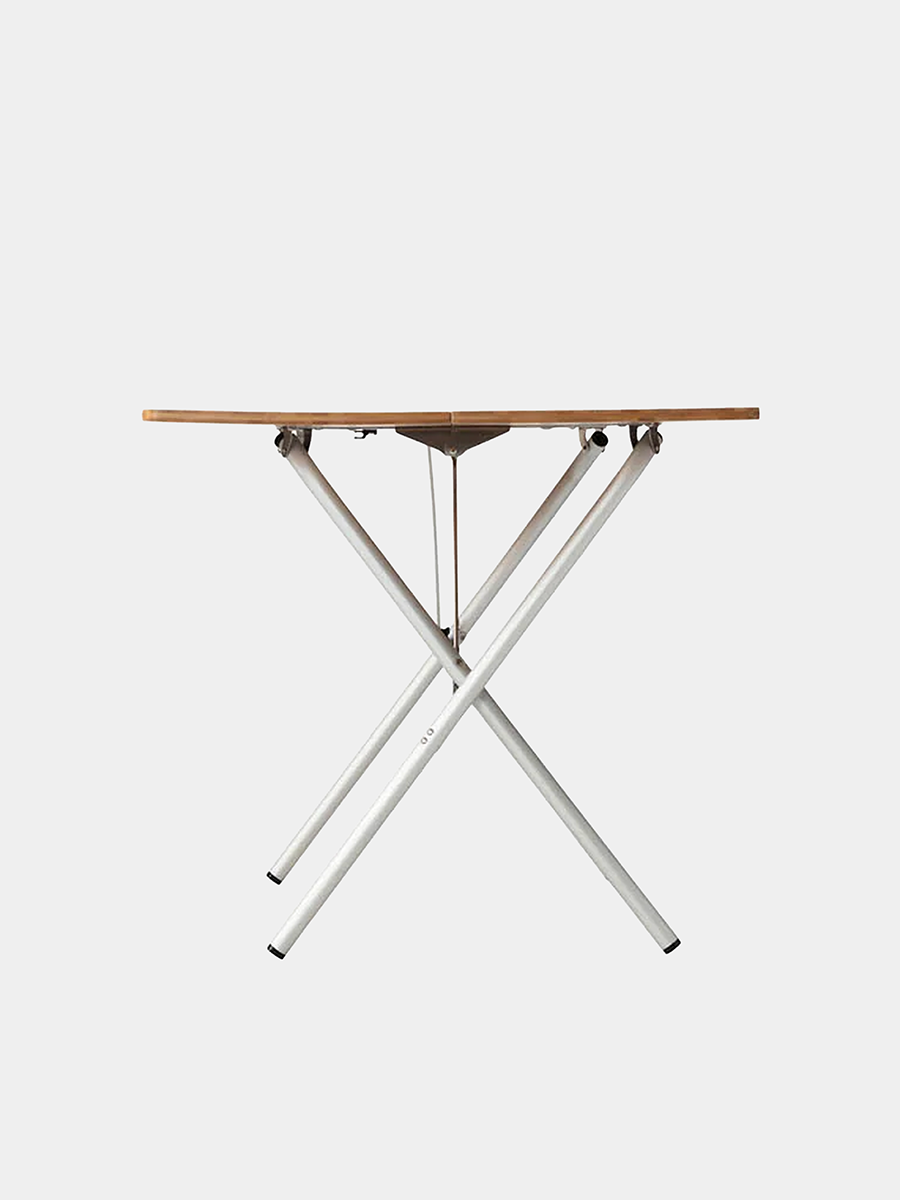 Side view. Snow-Peak-Single-Action-Table-Large-4.png