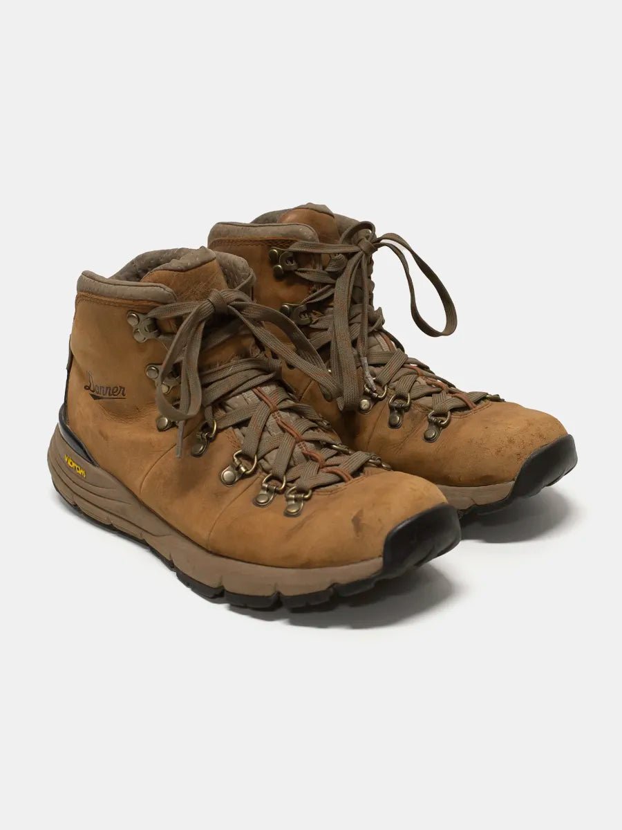 Danner Mountain 600 Full Grain Leather Hiking Boots Women s